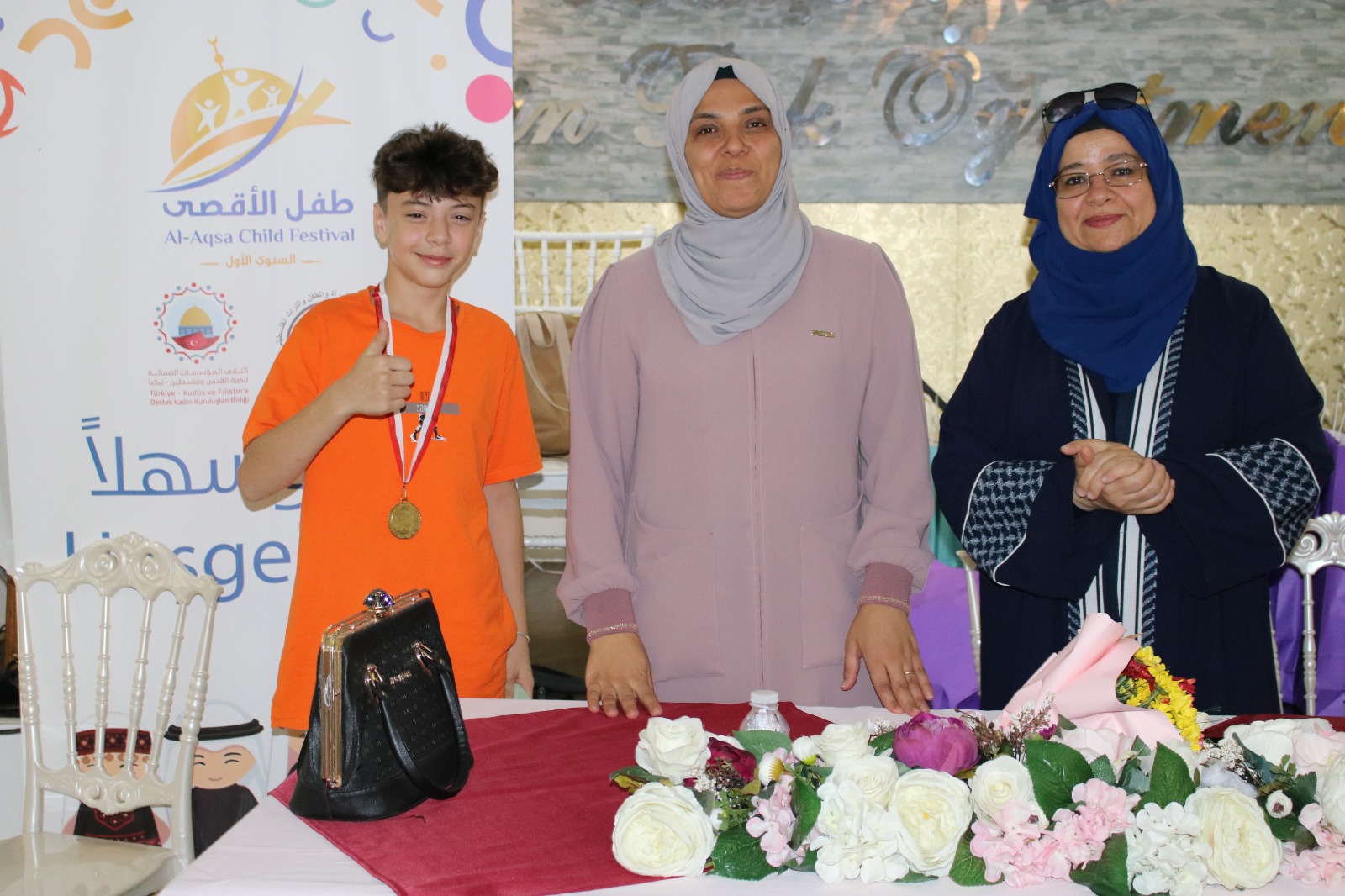 حفل تكريمي للأطفال المشاركين في مهرجان طفل الأقصى السنوي الأول في إسطنبول